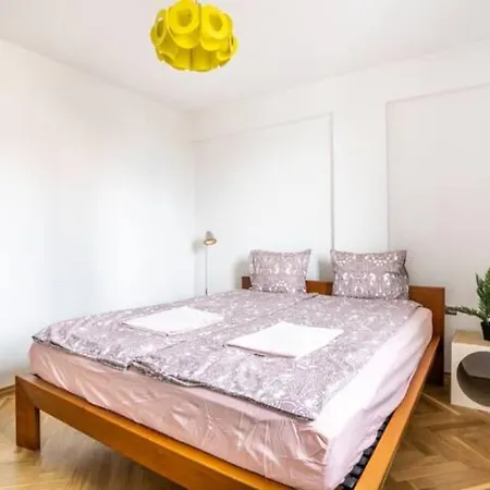 Center-bright And Cozy-tw44 Daire